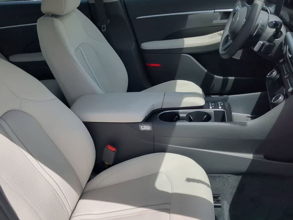 New 2026 Hyundai Sonata SEL FWD image 22