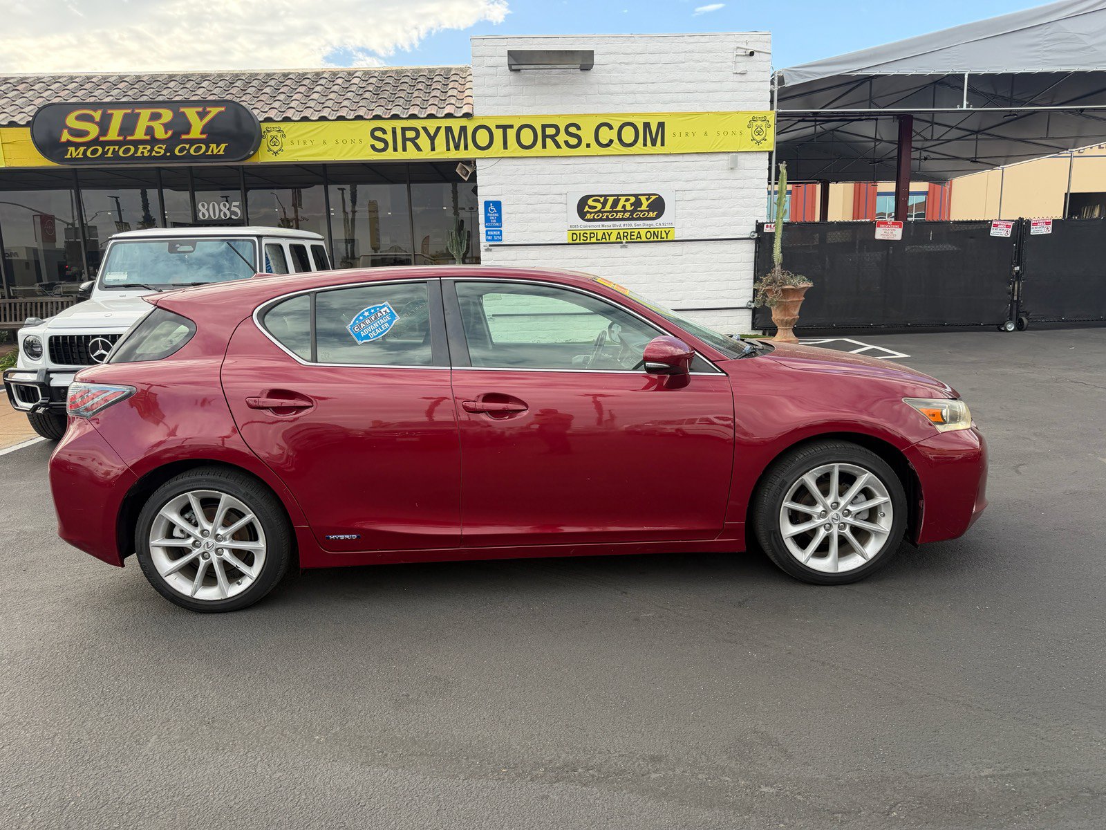 Used 2012 Lexus CT 200h Premium FWD image 2