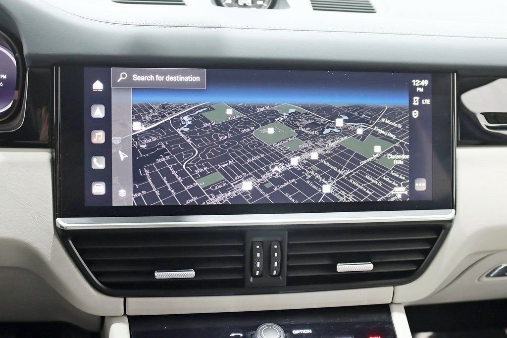 Used 2023 Porsche Cayenne image 21