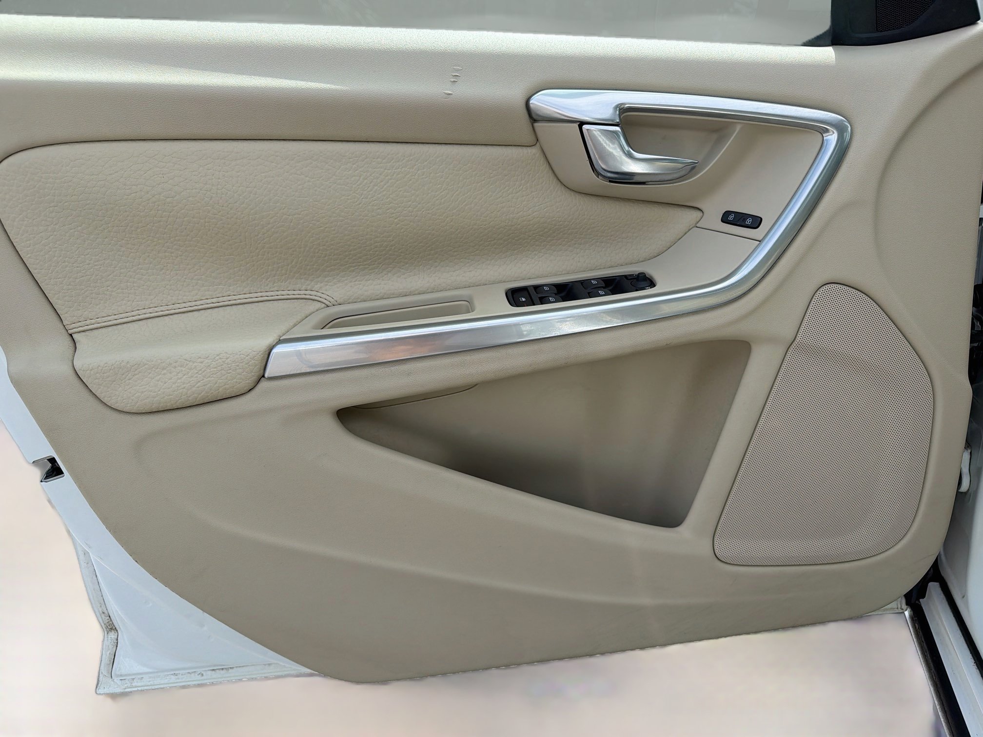 Used 2014 Volvo S60 T5 FWD image 20