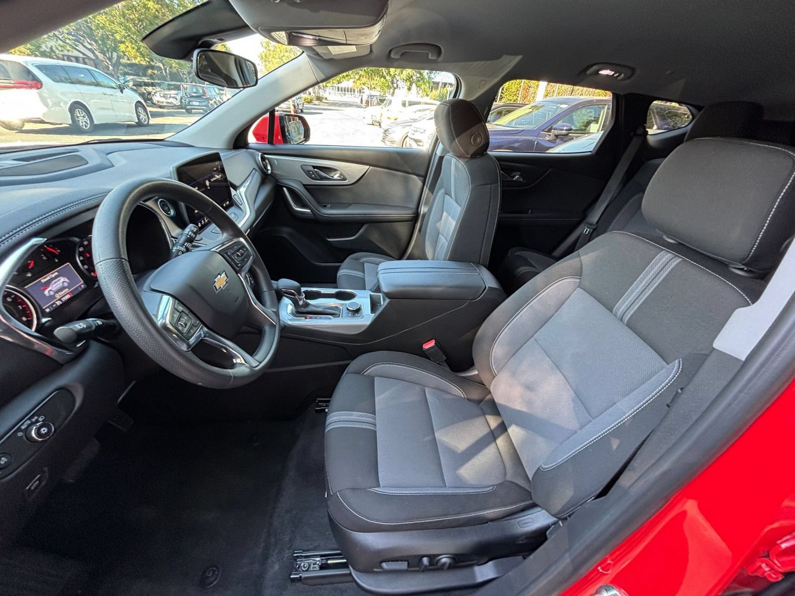 Used 2026 Chevrolet Blazer LT FWD image 27