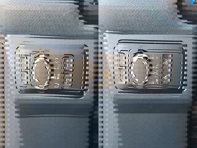 New 2025 Ford Maverick XL w/ Equipment Group 101A image 13