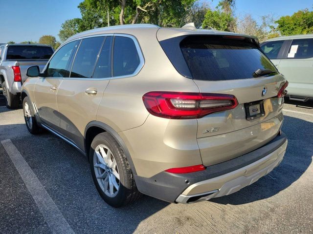 Used 2019 BMW X5 xDrive40i w/ Executive Package image 6