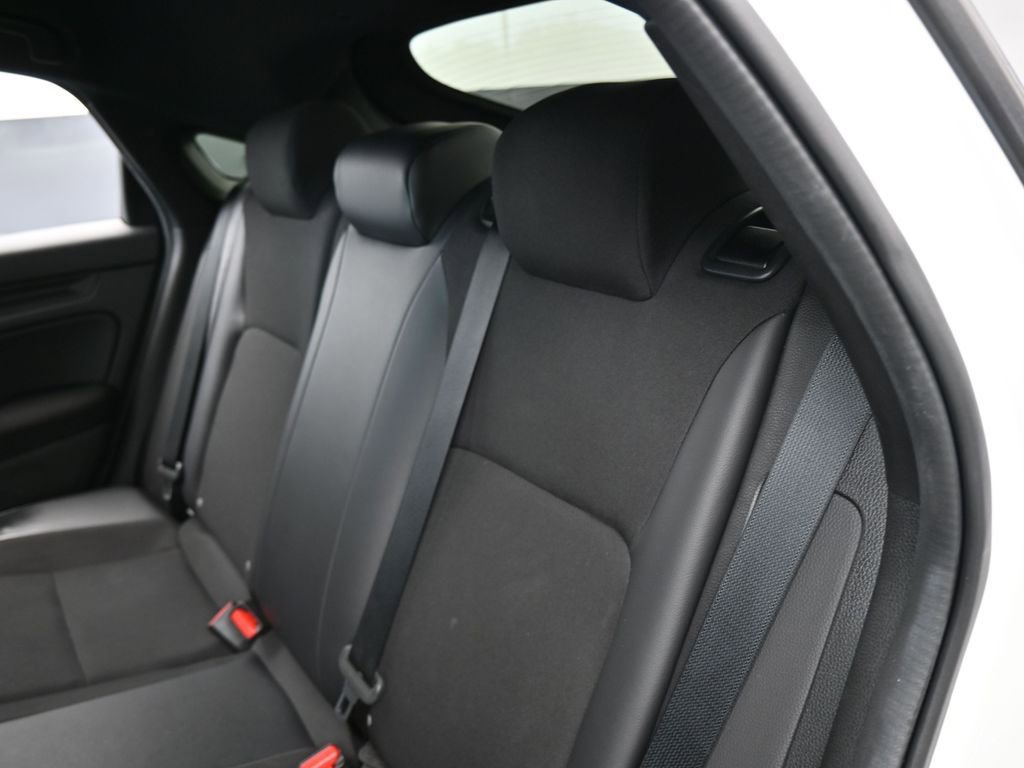 Used 2023 Honda Civic Sport image 30