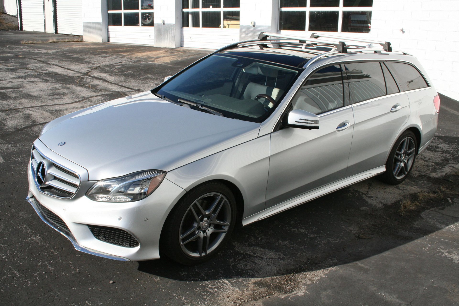 Used 2015 Mercedes-Benz E 350 4MATIC Wagon image 1