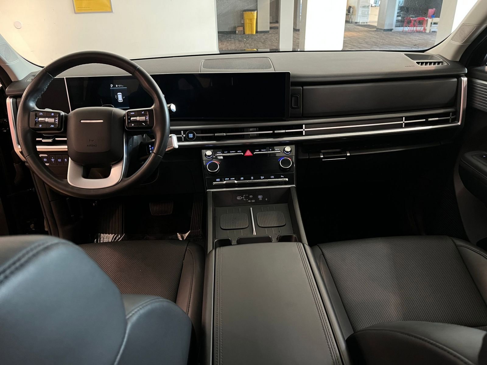 Used 2024 Hyundai Santa Fe SEL image 34