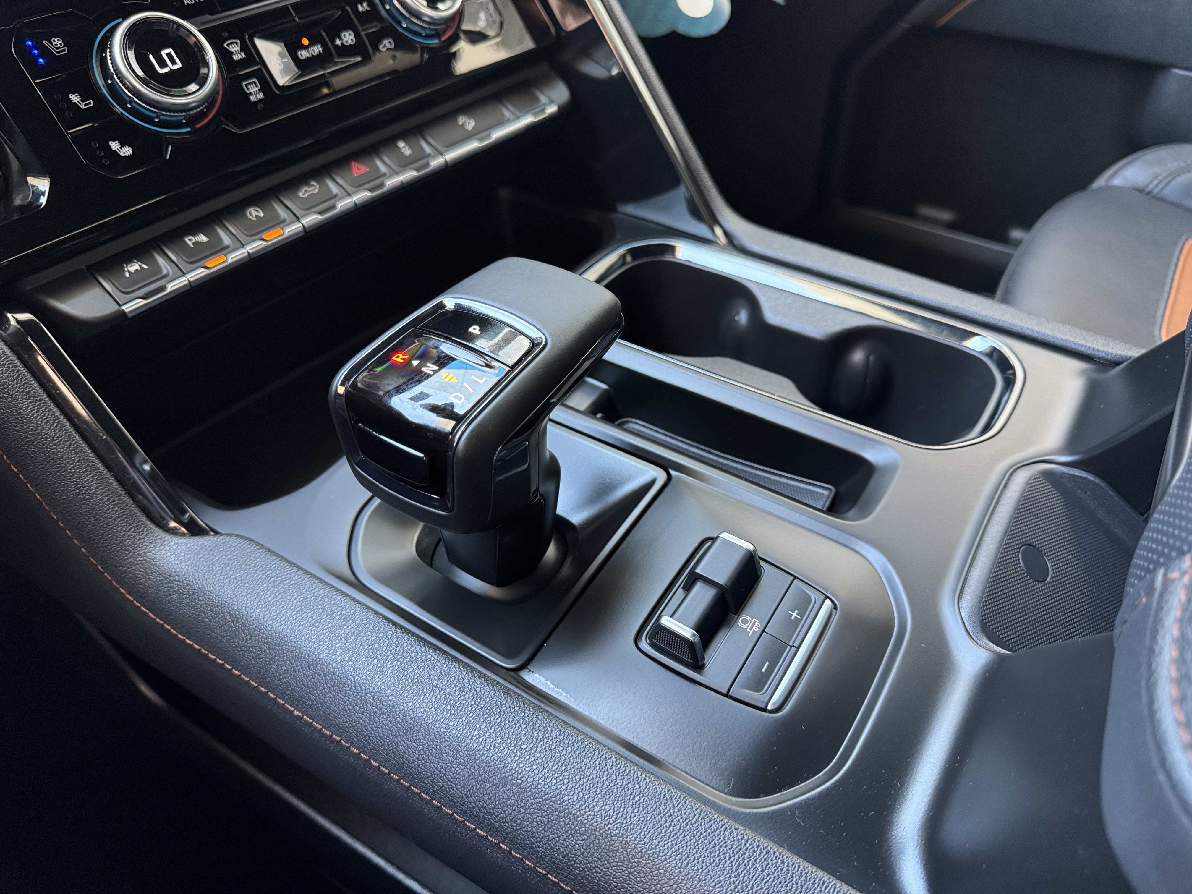Certified 2025 GMC Sierra 1500 AT4 AWD/4WD image 30