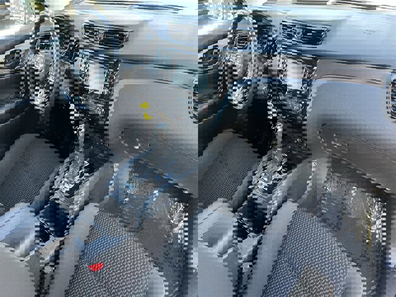 Certified 2021 Nissan Rogue Sport S image 8