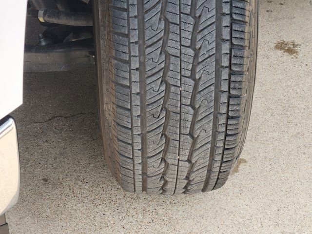 Used 2025 Chevrolet Silverado 1500 W/T image 18