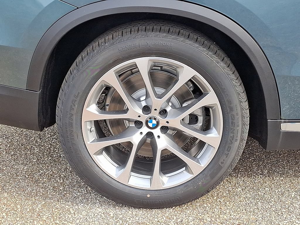 Used 2026 BMW X5 xDrive50e AWD/4WD image 8