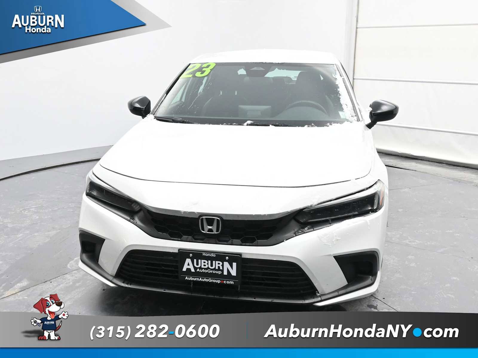 Used 2023 Honda Civic Sport image 2