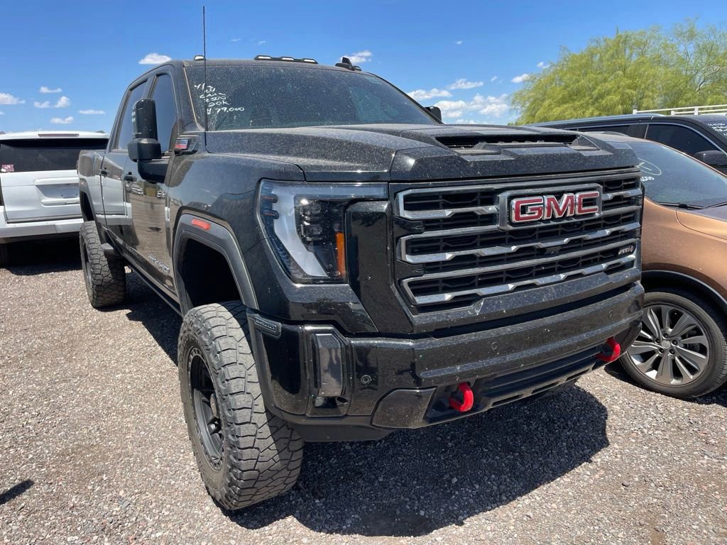 Used 2024 GMC Sierra 2500 AT4 w/ AT4 Preferred Package AWD/4WD image 2
