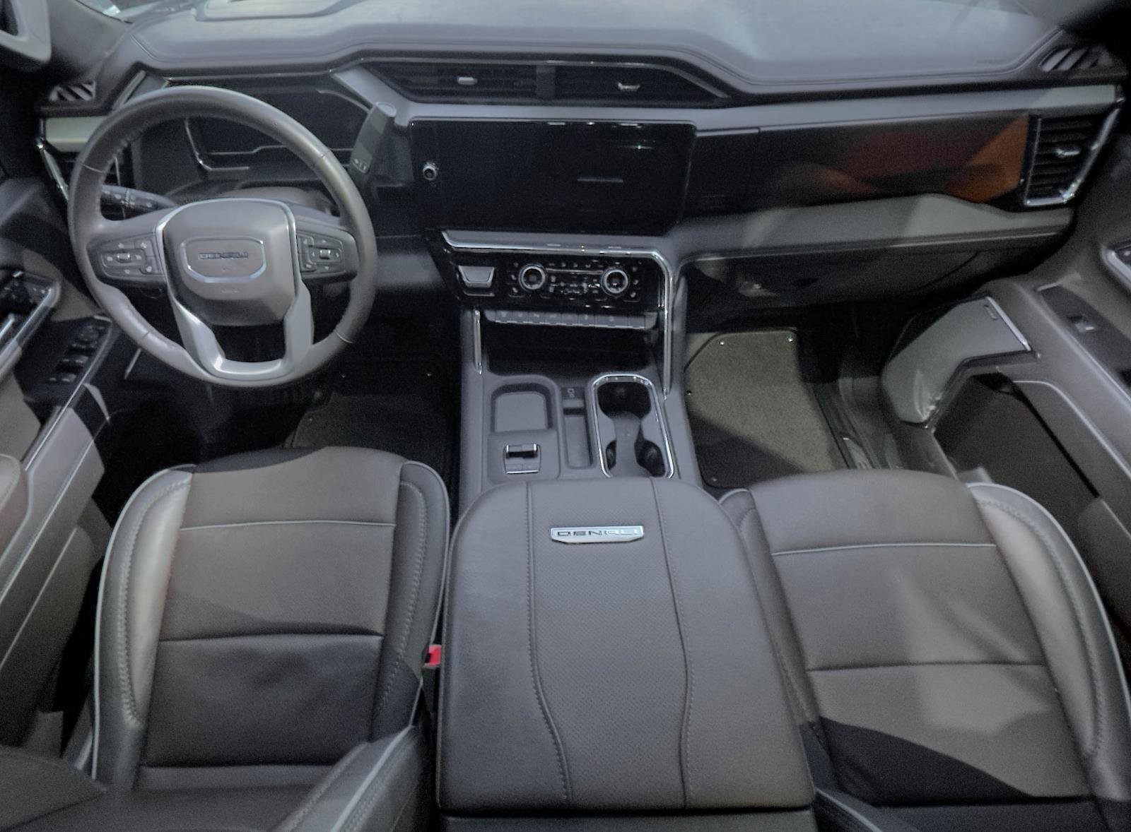 Used 2025 GMC Sierra 2500 Denali w/ Denali Reserve Package image 14