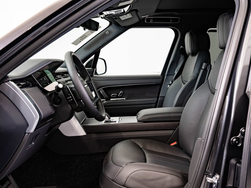 New 2026 Land Rover Range Rover Long Wheelbase SE AWD/4WD image 24