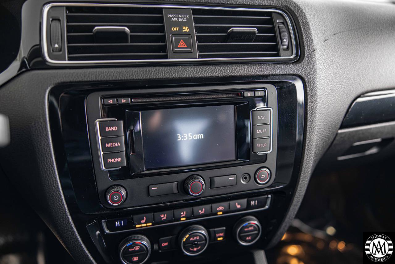 Used 2015 Volkswagen Jetta TDI SEL FWD image 27