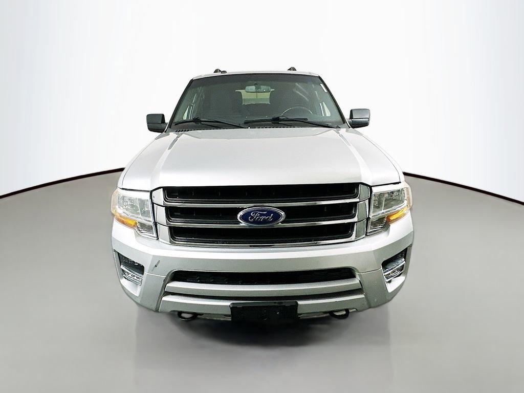 Used 2017 Ford Expedition EL XLT image 2
