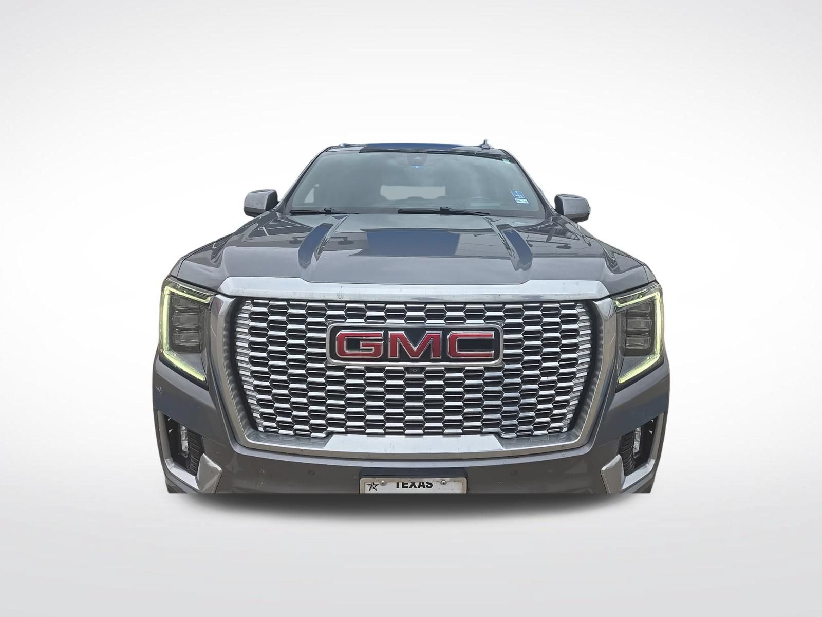 Used 2022 GMC Yukon Denali w/ Denali Premium Package AWD/4WD image 3