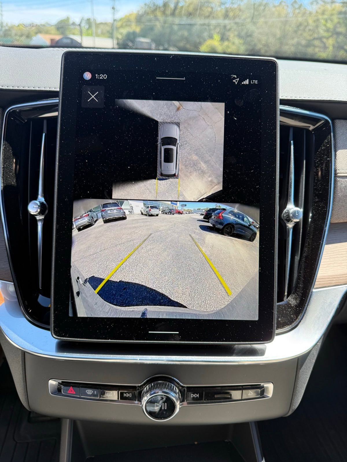 Used 2026 Volvo XC90 B6 Plus w/ Protection Package Premier image 11