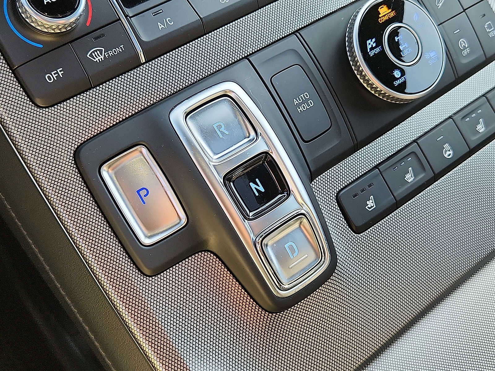 Used 2022 Hyundai Palisade Calligraphy image 14