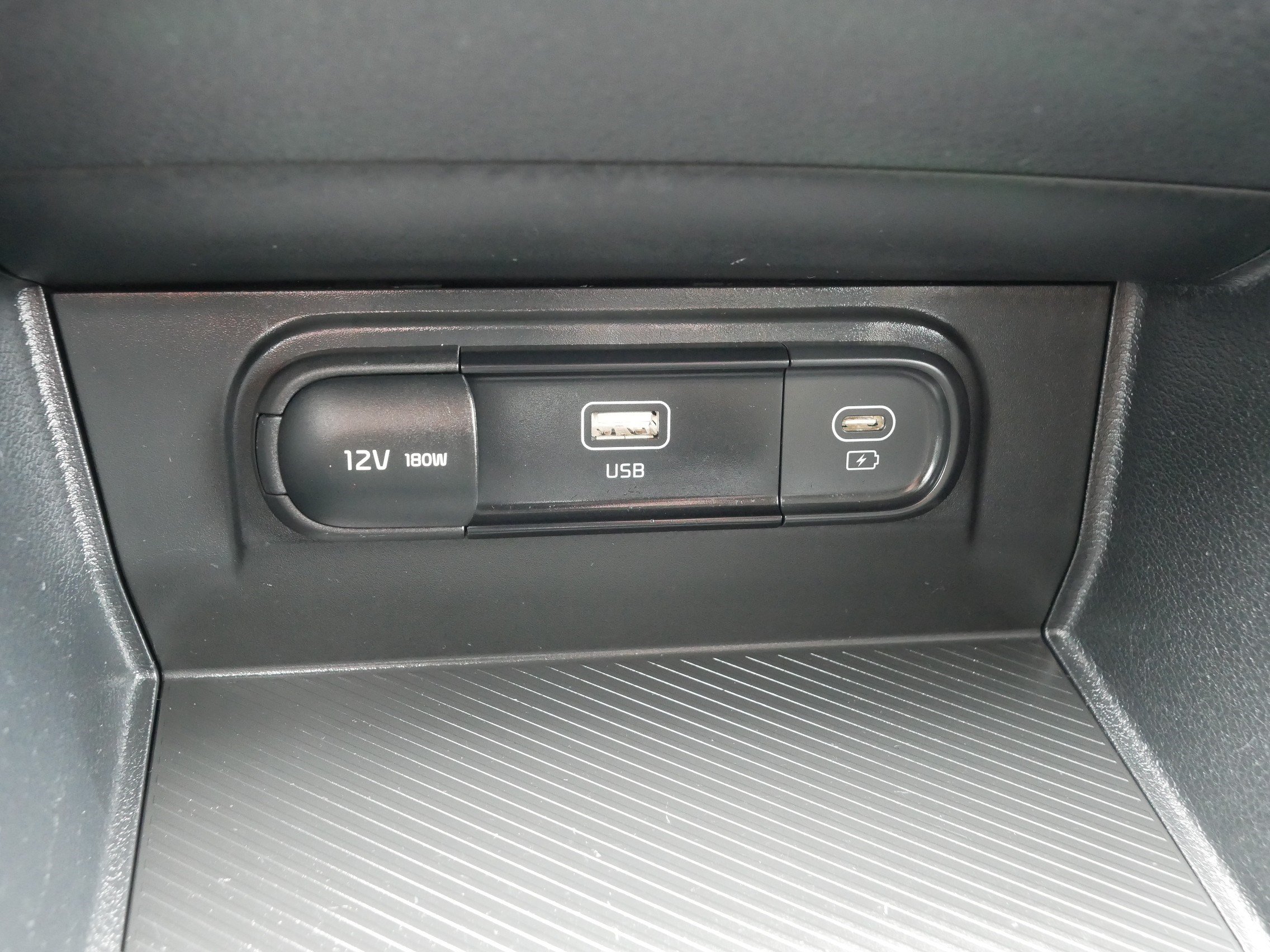 Certified 2023 Kia Sportage LX AWD/4WD image 33