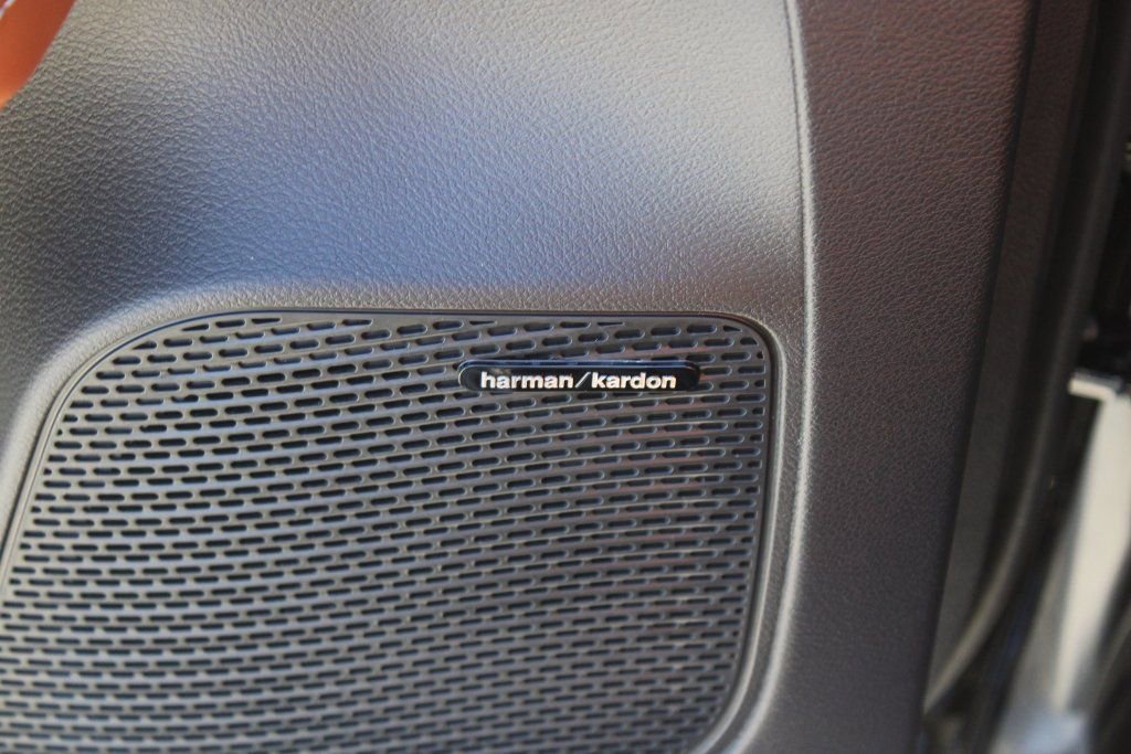 New 2026 Chrysler Pacifica Pinnacle image 11