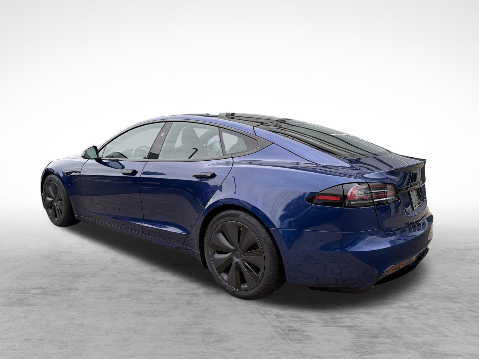Used 2024 Tesla Model S AWD/4WD image 3