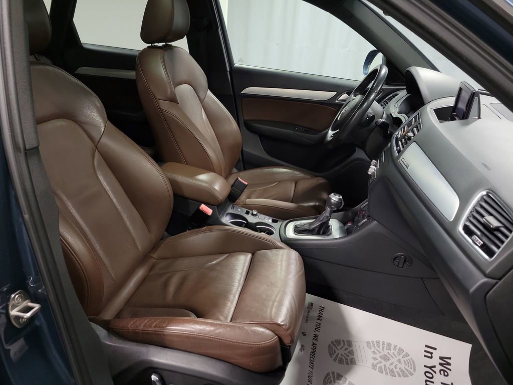 Used 2018 Audi Q3 2.0T Premium w/ Convenience Package image 28