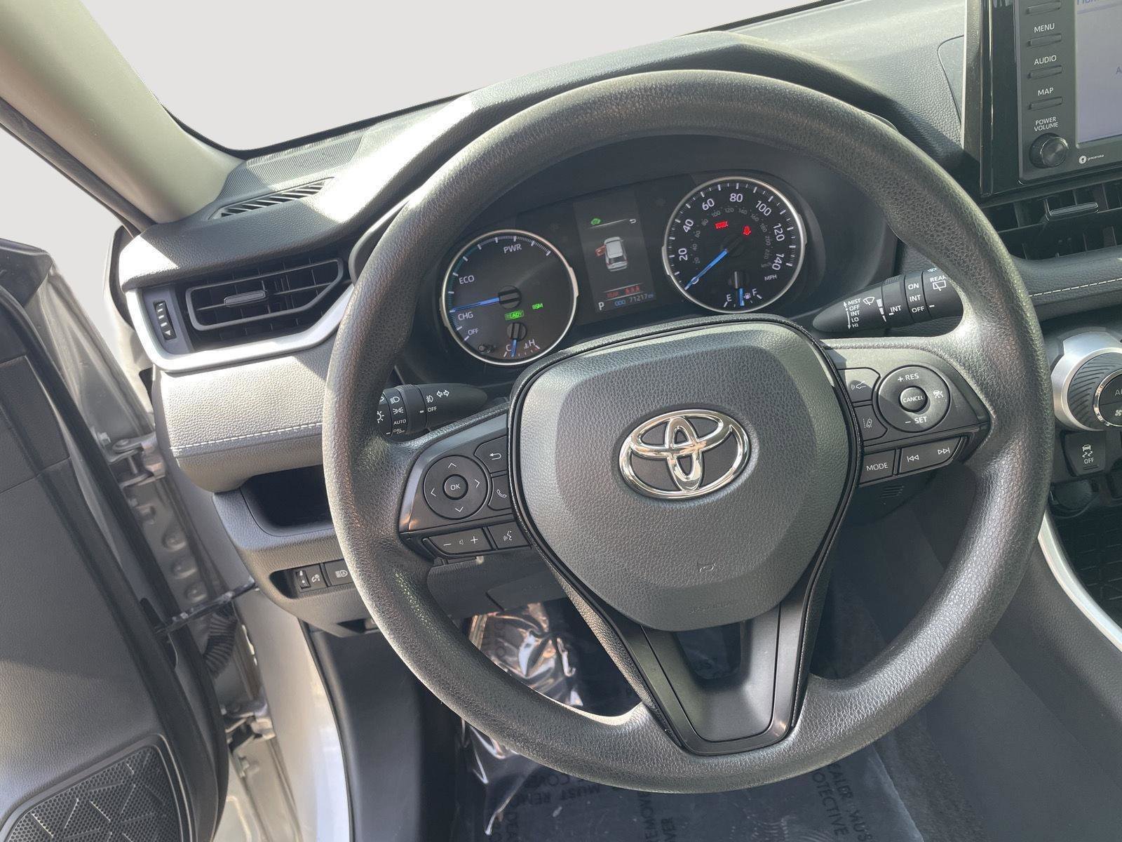 Used 2021 Toyota RAV4 XLE w/ Convenience Package AWD/4WD image 24