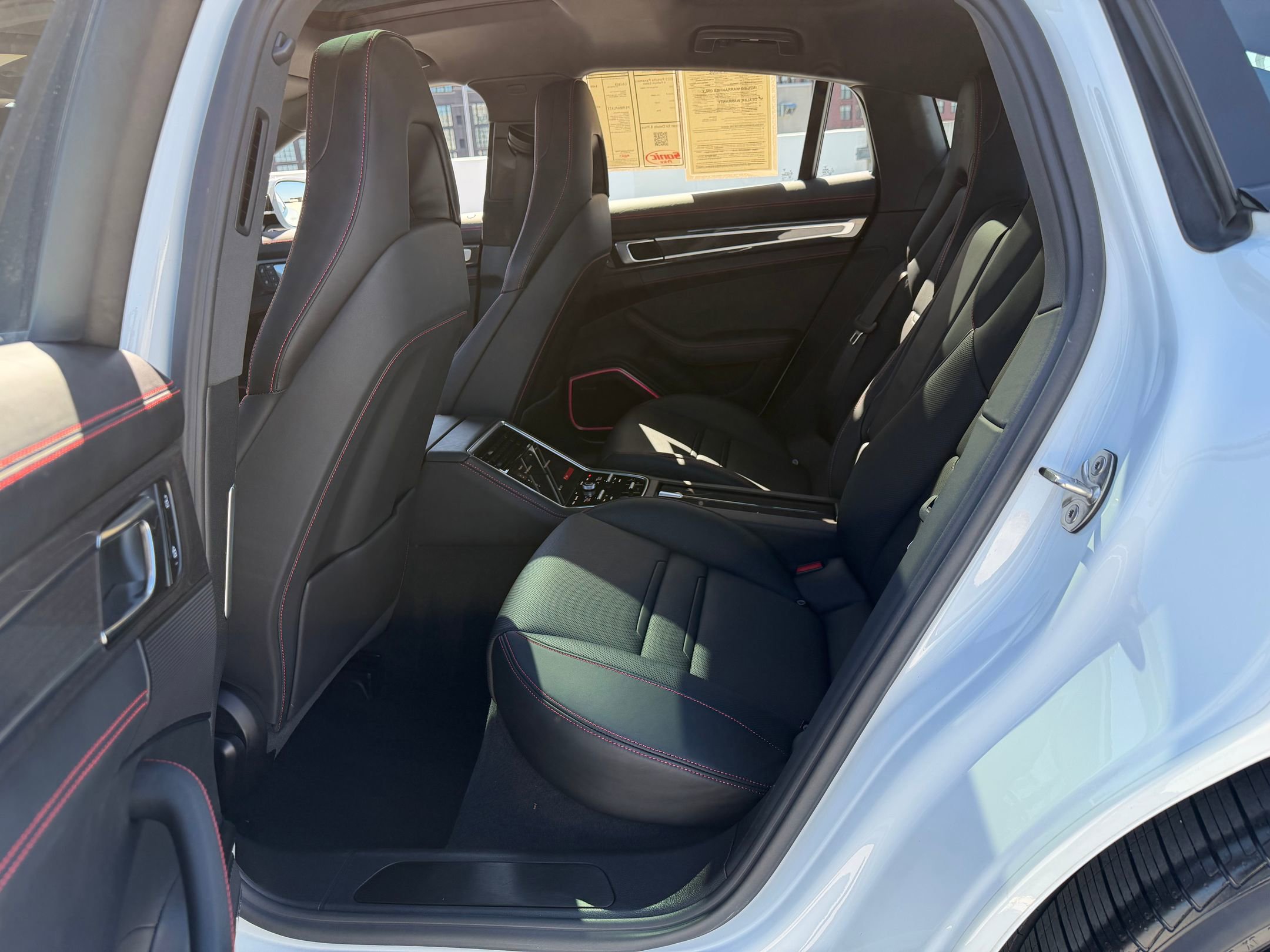 Certified 2023 Porsche Panamera 4 Platinum Edition image 21