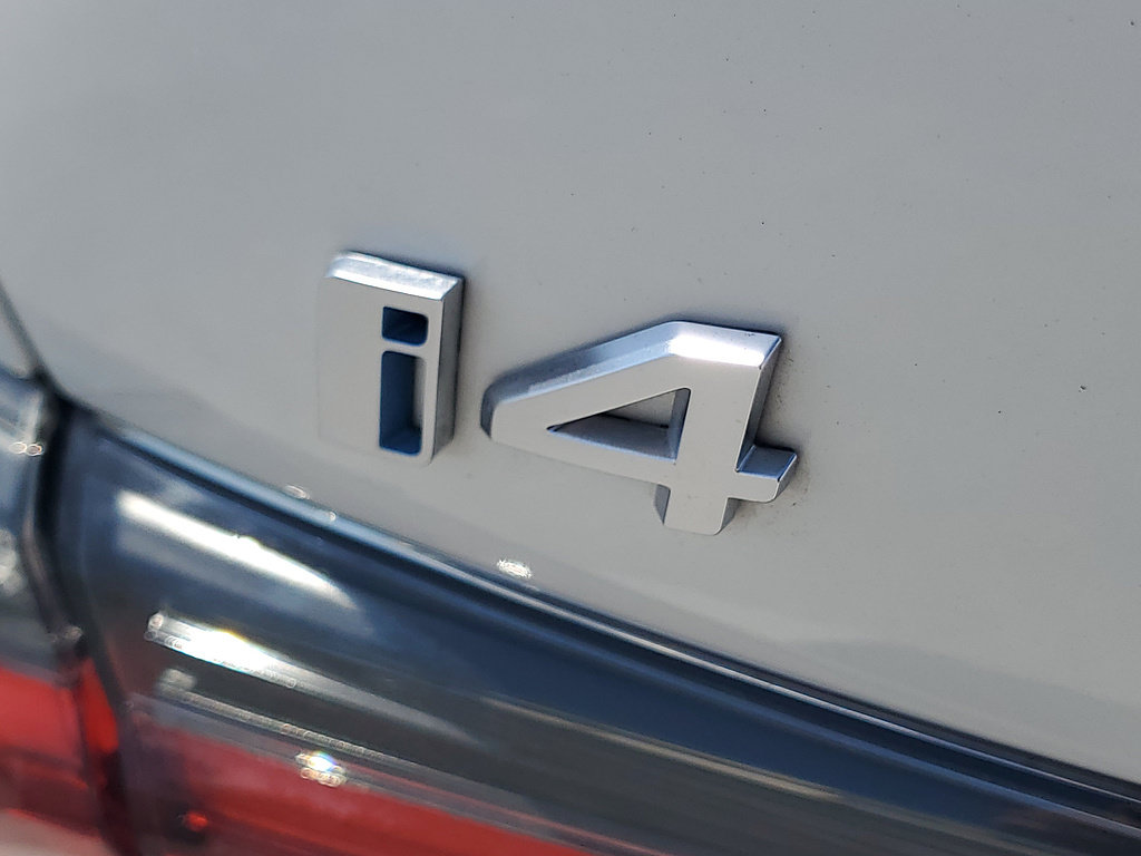 Used 2023 BMW i4 eDrive40 w/ M Sport Package RWD image 7