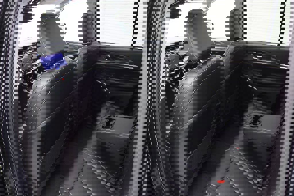 Used 2024 Jeep Grand Cherokee Limited 4xe image 10