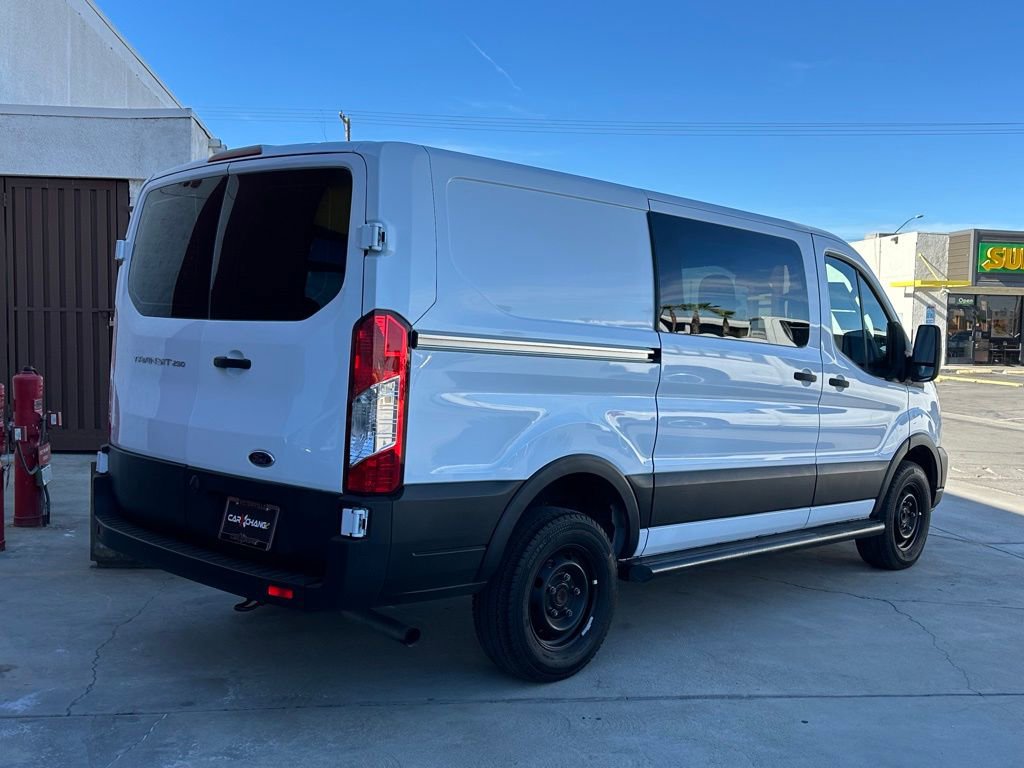 Used 2021 Ford Transit 250 Low Roof w/ Exterior Upgrade Package RWD image 7