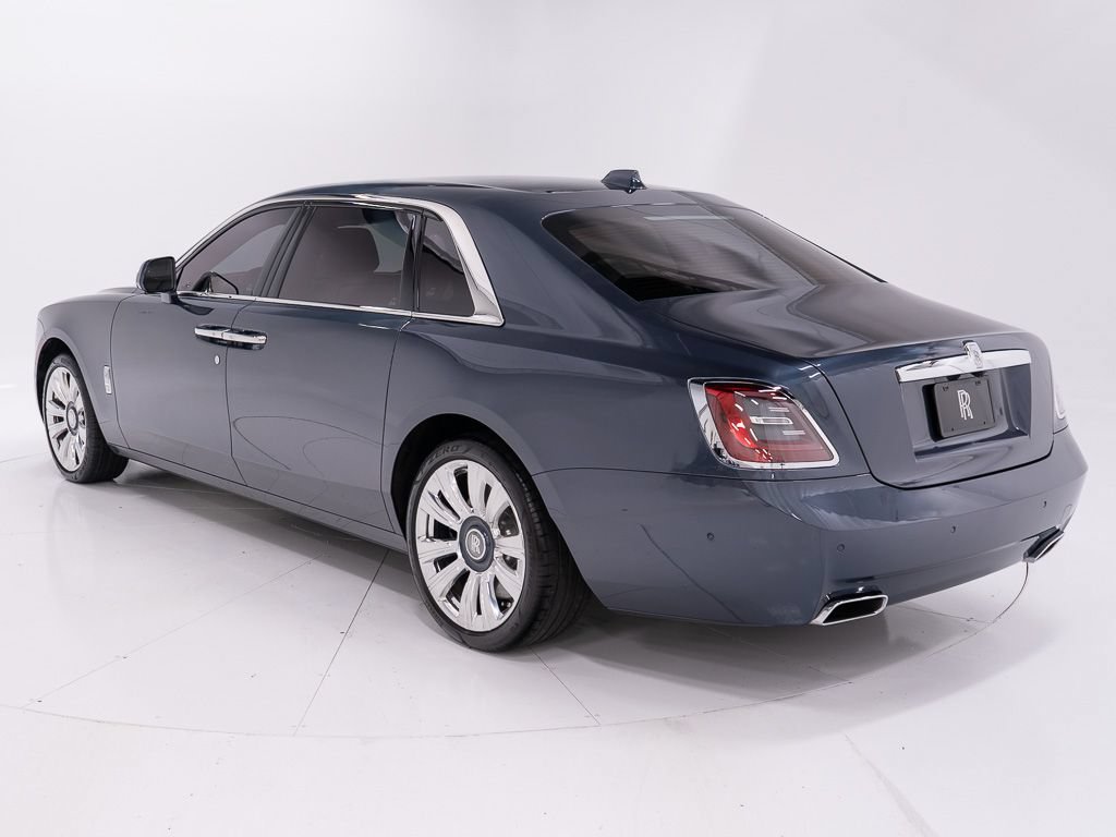 Certified 2023 Rolls-Royce Ghost Extended Wheelbase w/ Ghost Package AWD/4WD image 3