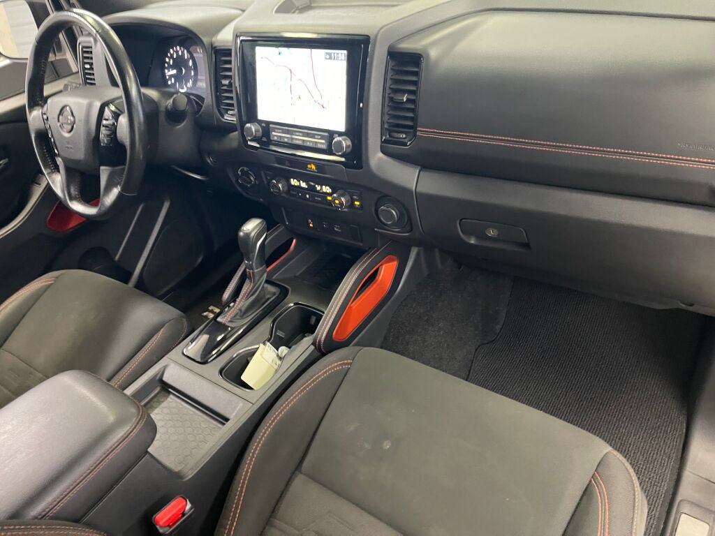 Used 2023 Nissan Frontier PRO-4X w/ Technology Package AWD/4WD image 27