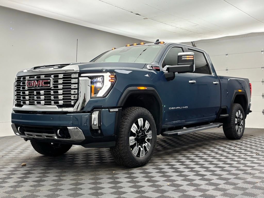 New 2026 GMC Sierra 2500 Denali w/ Denali Reserve Package image 13