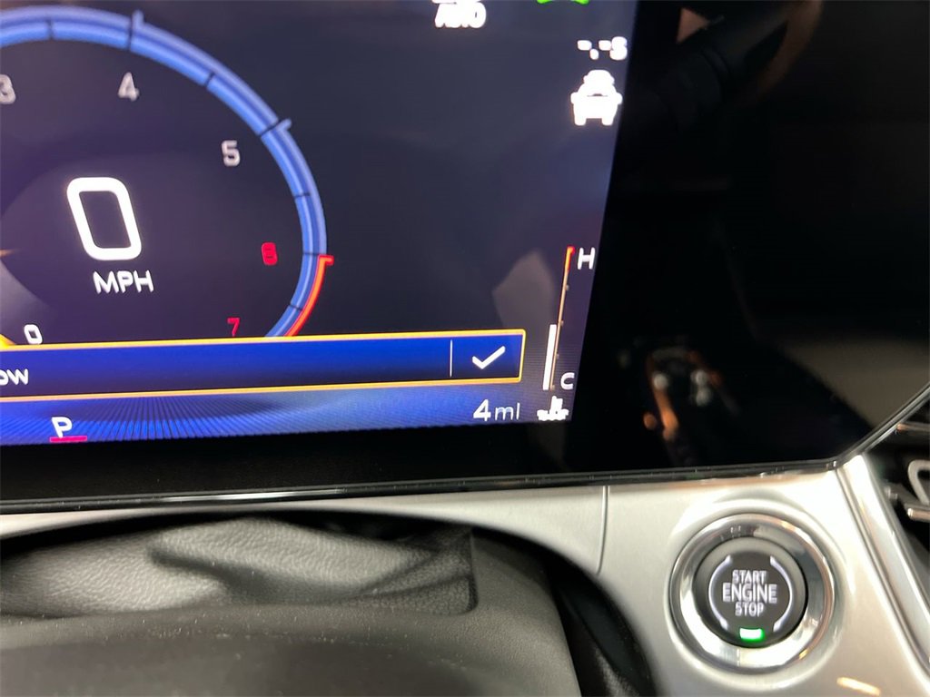 Certified 2025 Chevrolet Trax LT image 12