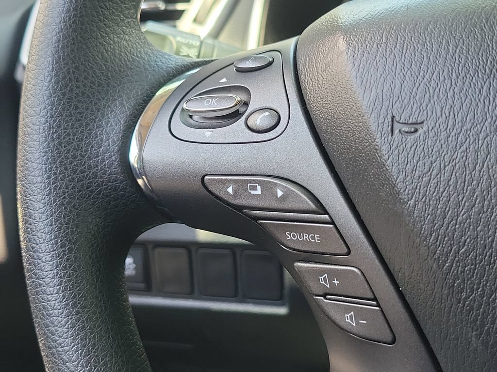 Used 2019 Nissan Murano S FWD image 27