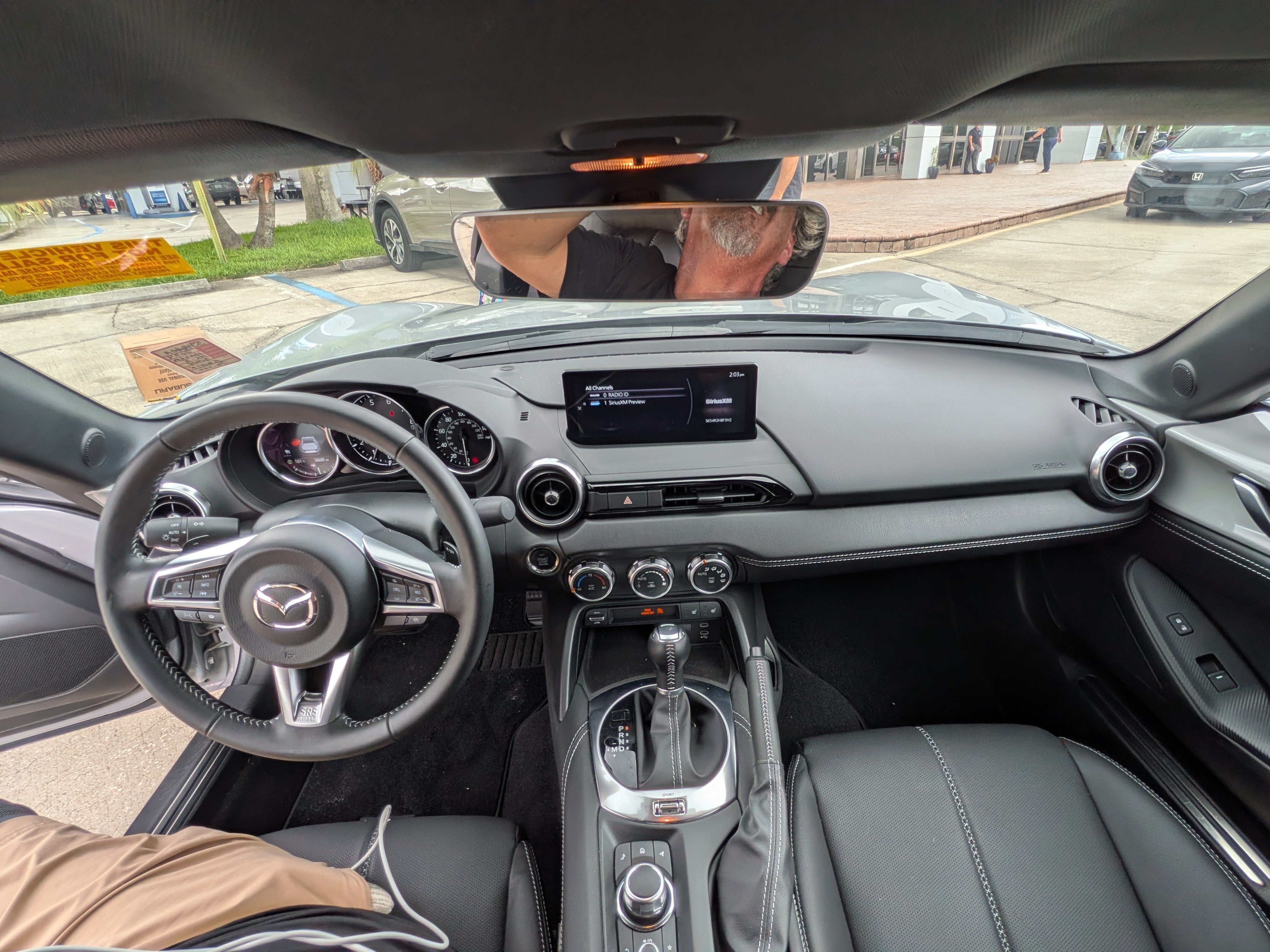 Used 2024 MAZDA MX-5 Miata RF Grand Touring RWD image 10