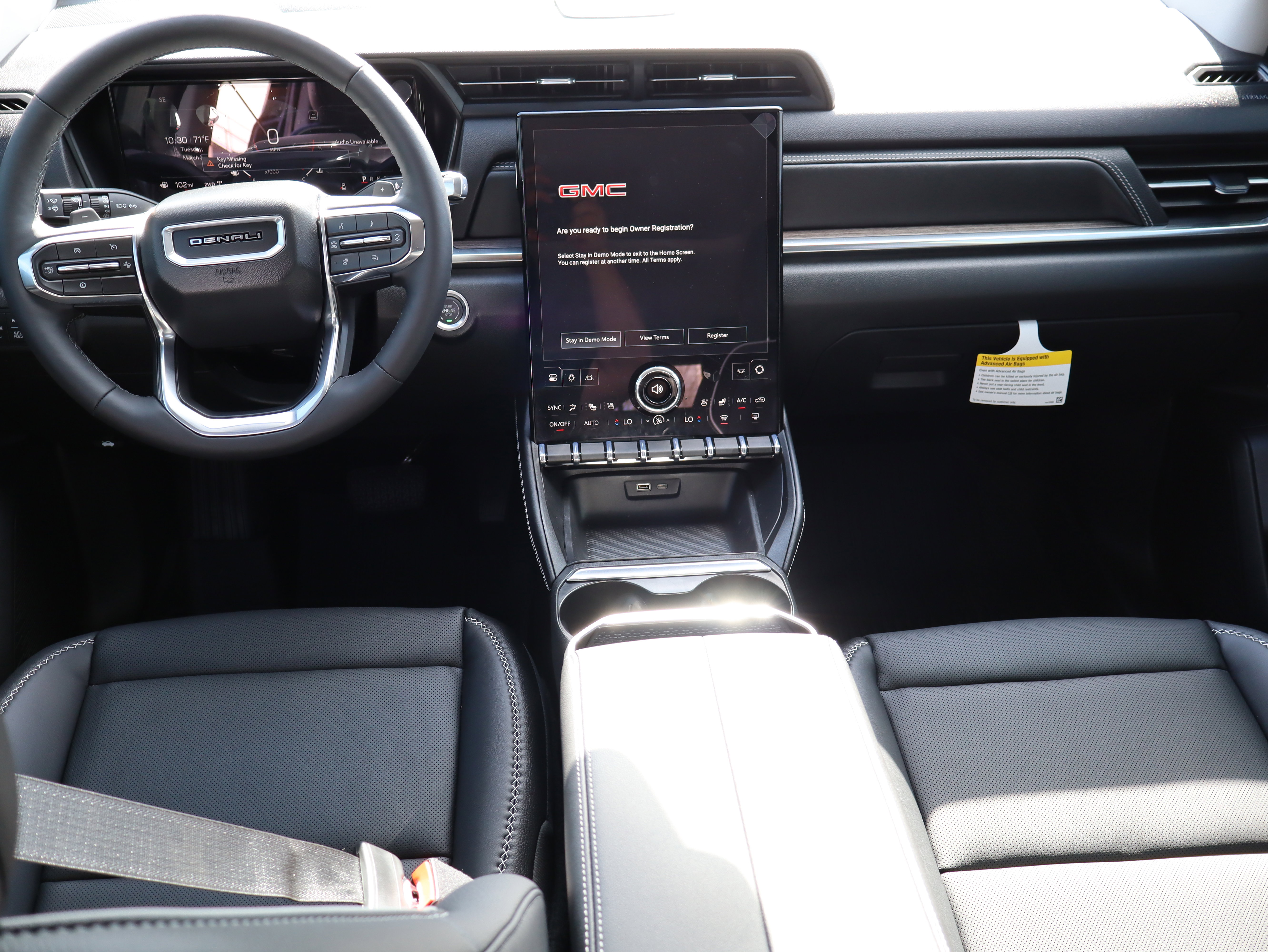 New 2026 GMC Terrain Denali w/ LPO, Floor Liner Package image 23