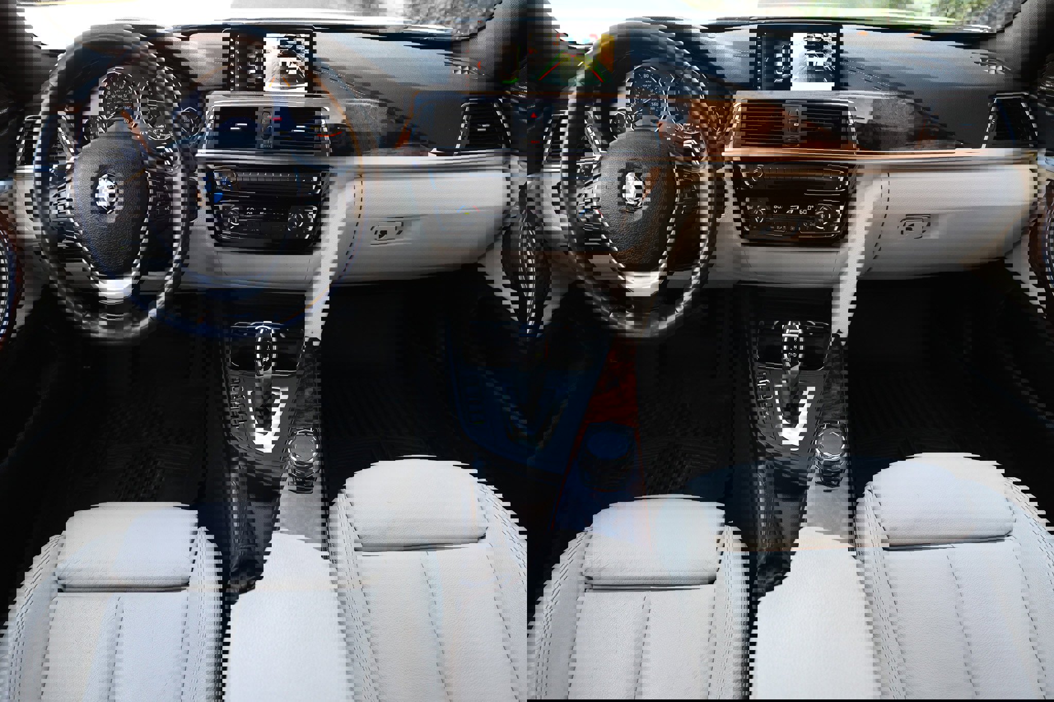 Used 2019 BMW 440i Gran Coupe w/ Executive Package image 2