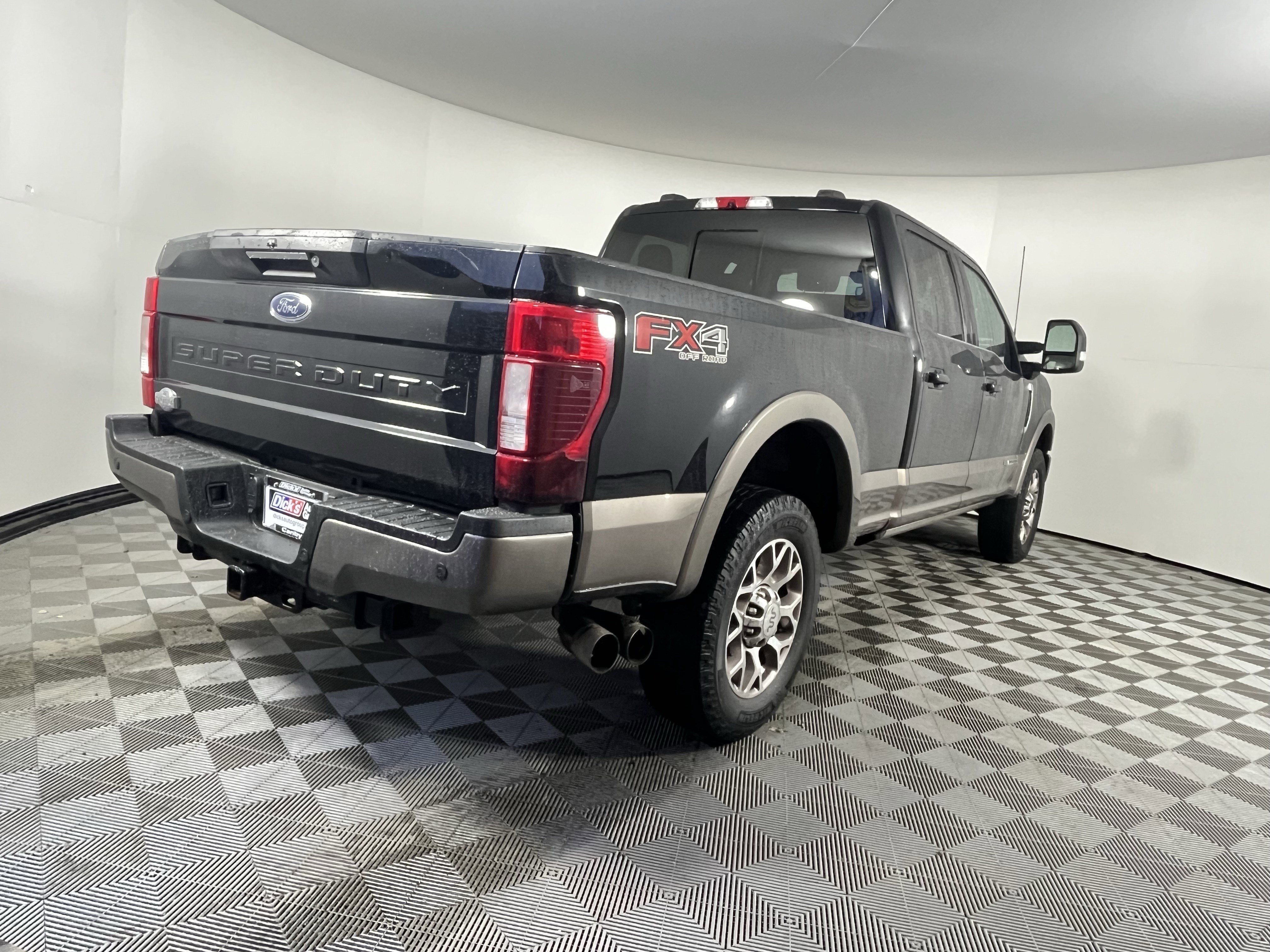 Used 2022 Ford F250 King Ranch w/ FX4 Off-Road Package image 5