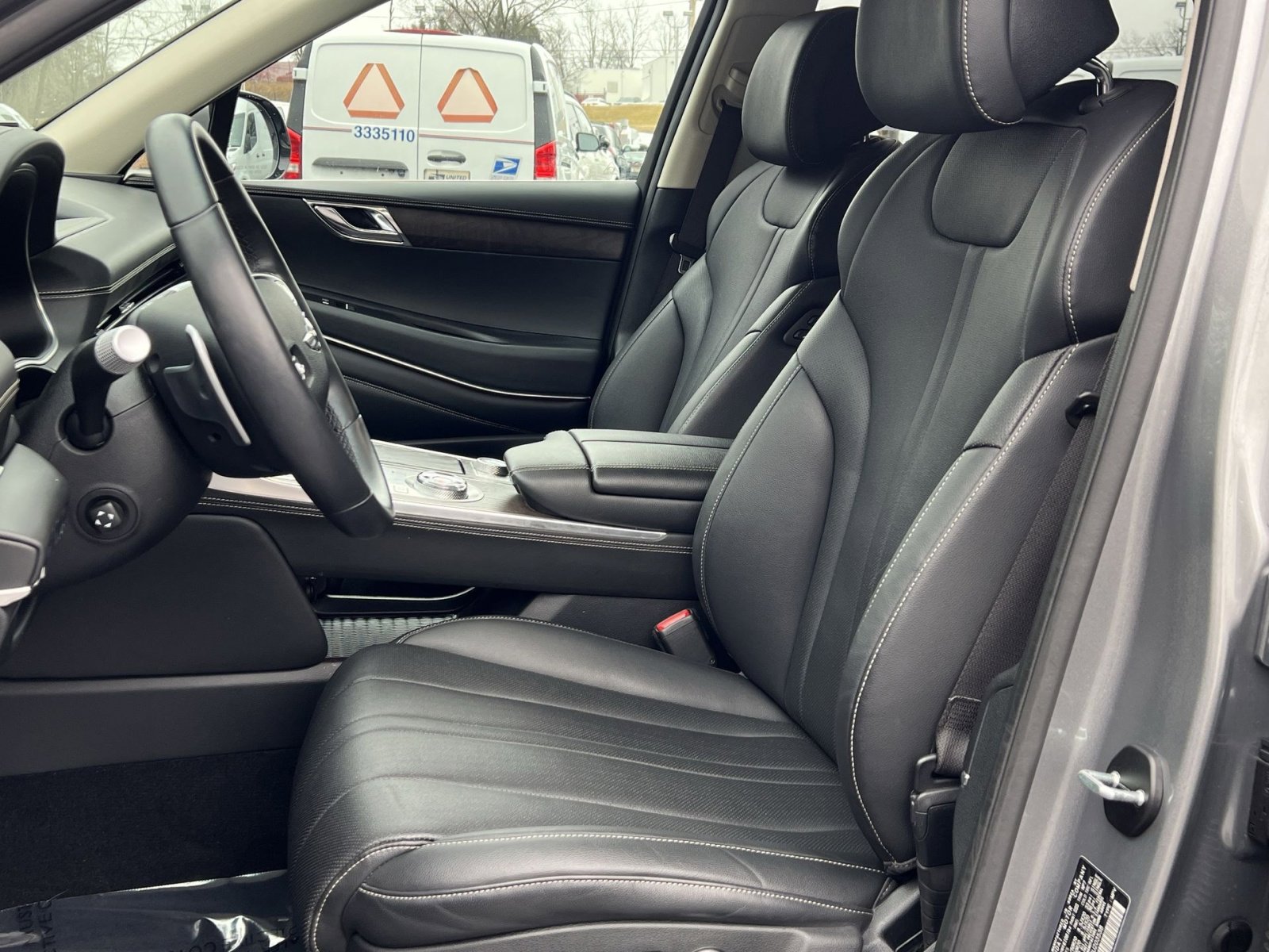 Used 2024 Genesis GV80 3.5T AWD/4WD image 11