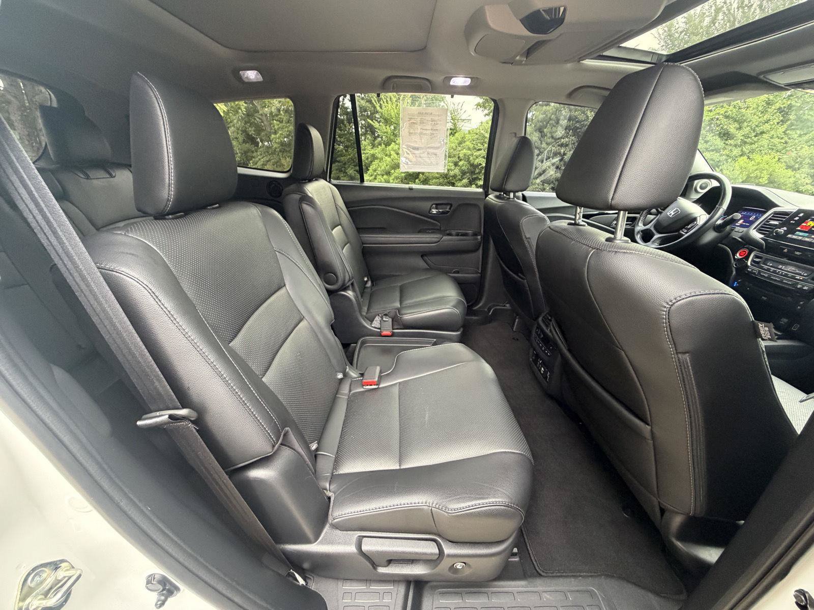 Used 2021 Honda Pilot Elite image 14