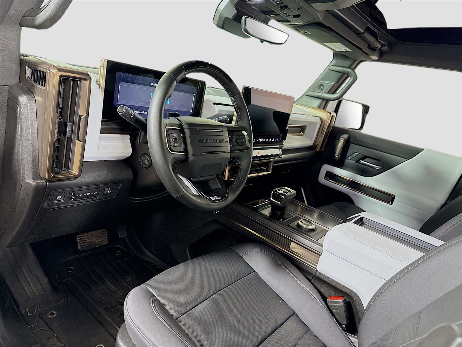 Used 2024 GMC Hummer EV 2X w/ Extreme Off-Road Package image 3
