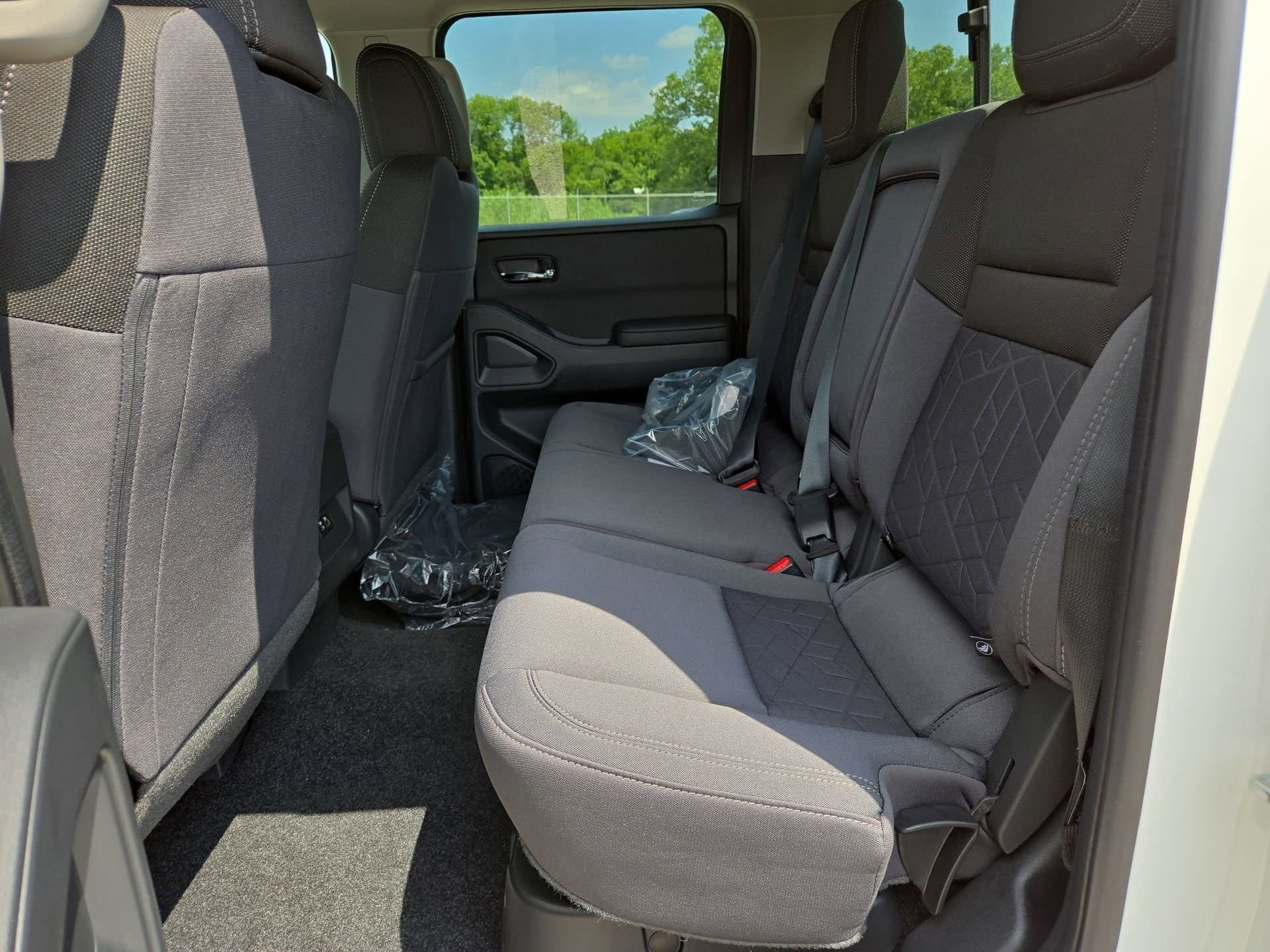 New 2025 Nissan Frontier SV AWD/4WD image 14