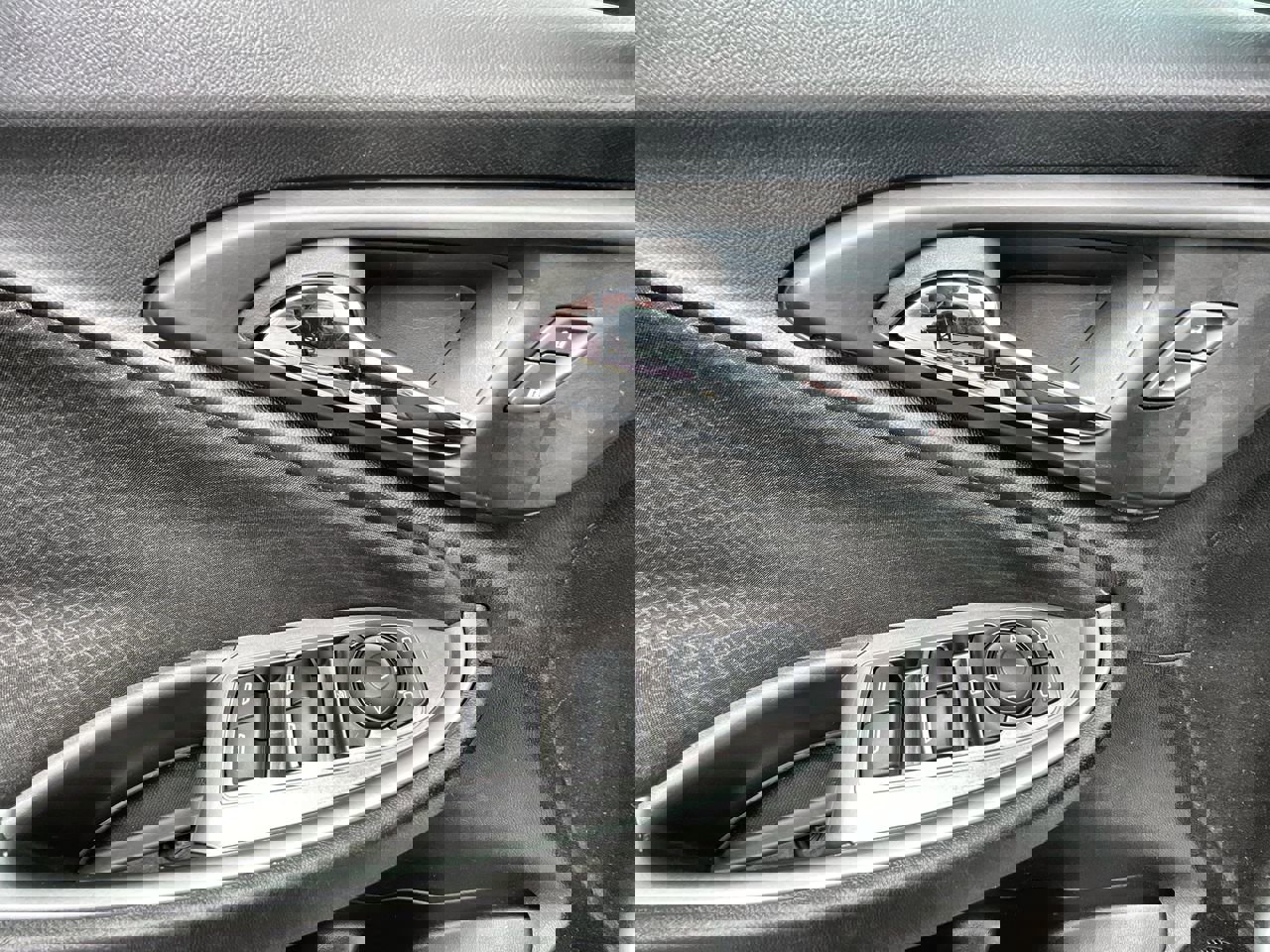 Used 2024 Chevrolet Malibu LT image 24