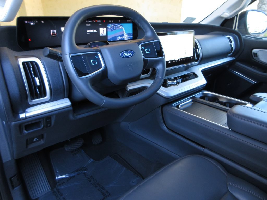Certified 2025 Ford Expedition Max Active RWD image 13