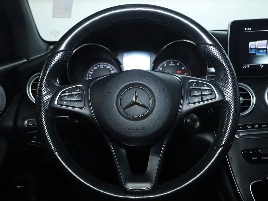 Used 2018 Mercedes-Benz GLC 300 4MATIC image 23