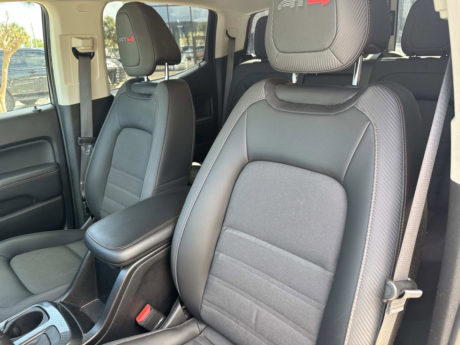 Used 2022 GMC Canyon AT4 w/ Trailering Package AWD/4WD image 20