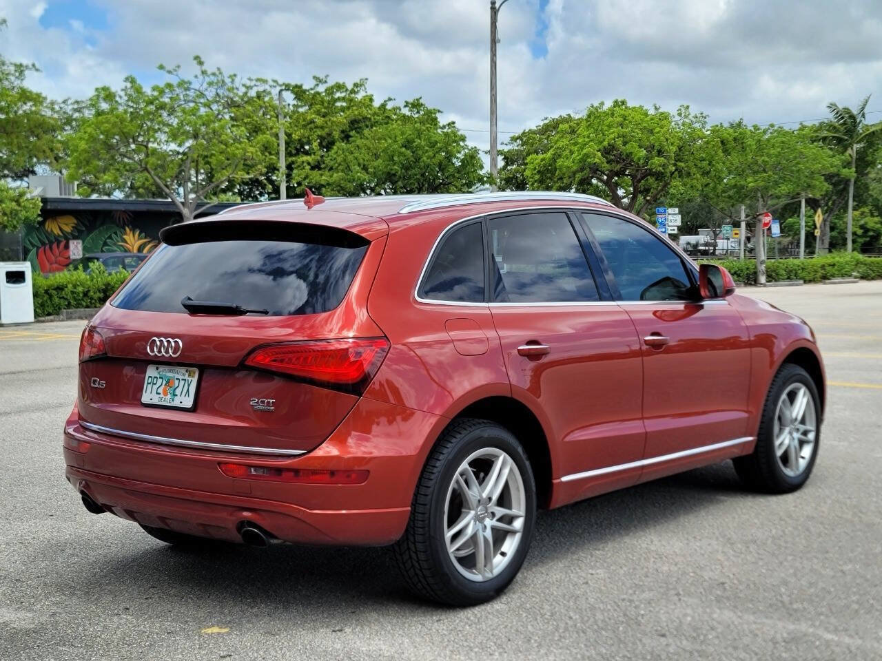Used 2015 Audi Q5 2.0T Premium Plus AWD/4WD image 6